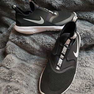 Running shoes